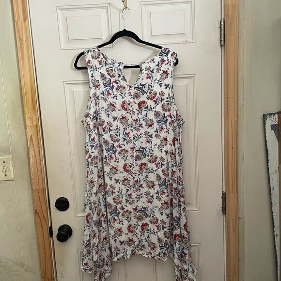 Naif White Floral Swing Dress Size 2X - Picture 4 of 4